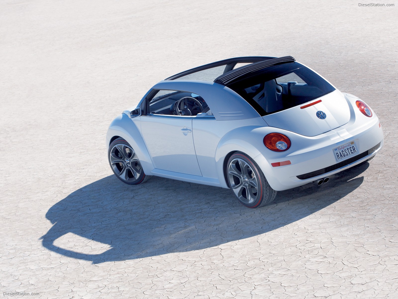 Volkswagen New Beetle Ragster Concept